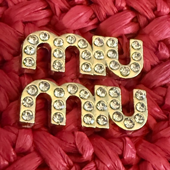 Miu Miu Pink Crochet Card Holder - Picture 7 of 8